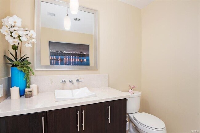 Building Photo - 402 Rockefeller Apt ##203, Irvine, CA 9261...