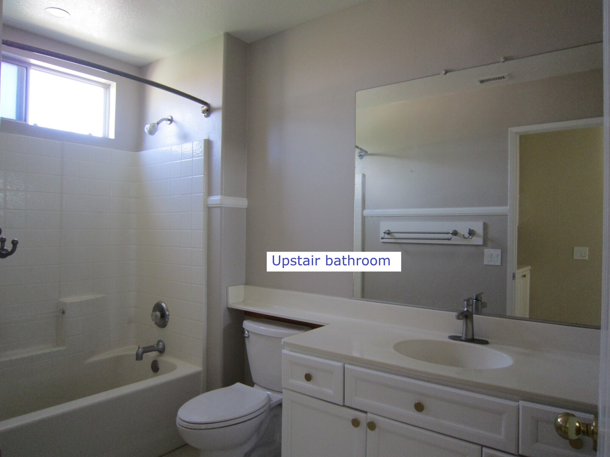 Building Photo - 1181 Kestrel Cir