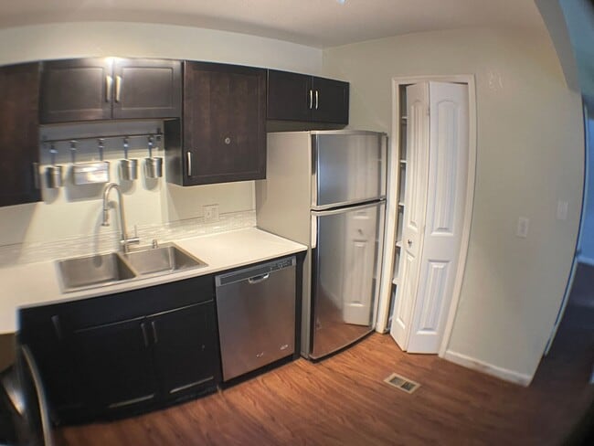 Building Photo - AVAILABLE NOW! Upgraded 2-Bed, 2-Bath Cond...