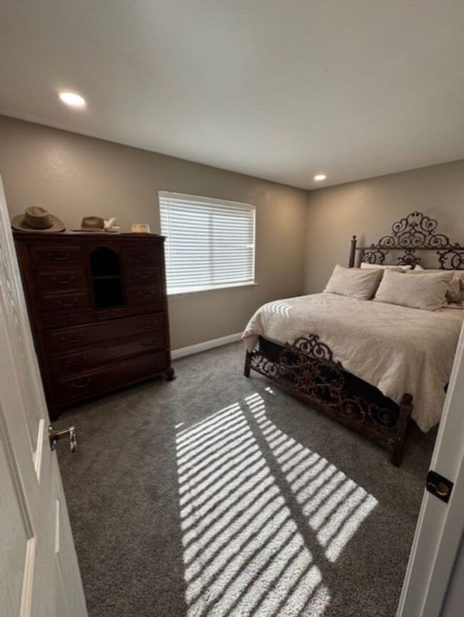 Building Photo - Charming 3bd/2bath Home in Santa Maria