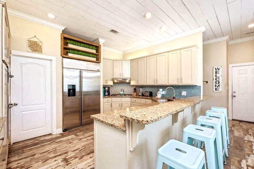 Building Photo - 3175 Scenic Hwy 98