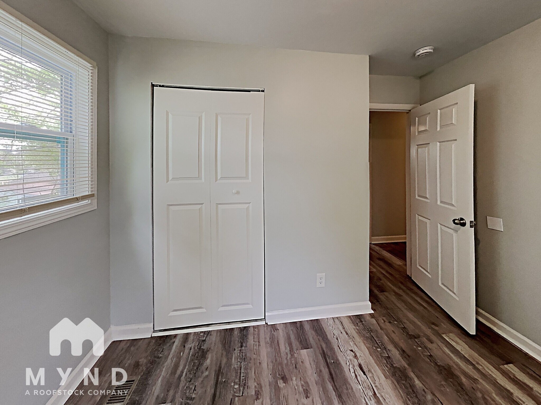 Building Photo - 4167 Sweetbriar Ln