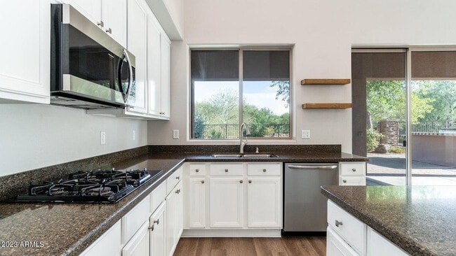 Building Photo - 3441 W Little Hopi Dr