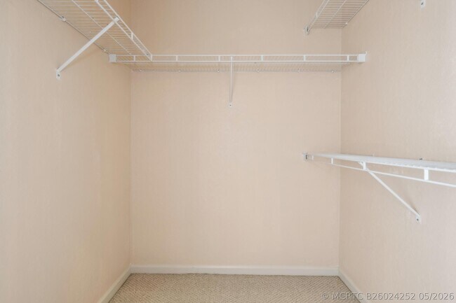 Building Photo - 2584 Stockbridge Square SW