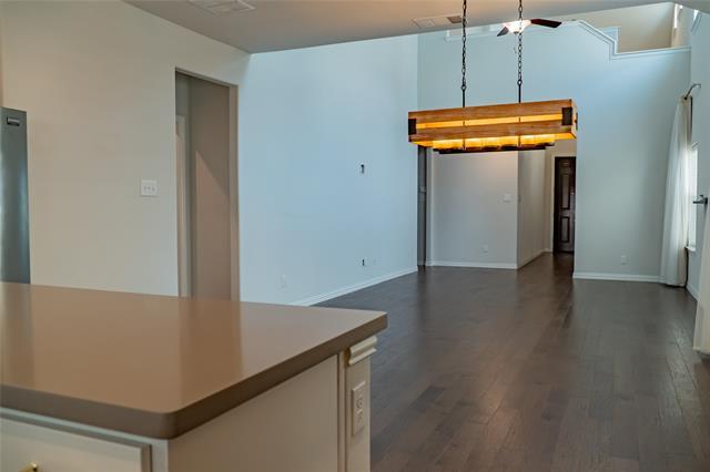 Building Photo - 1393 Bonanza Ln