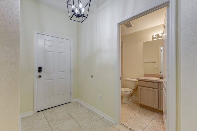 Building Photo - 19332 Everton Pl