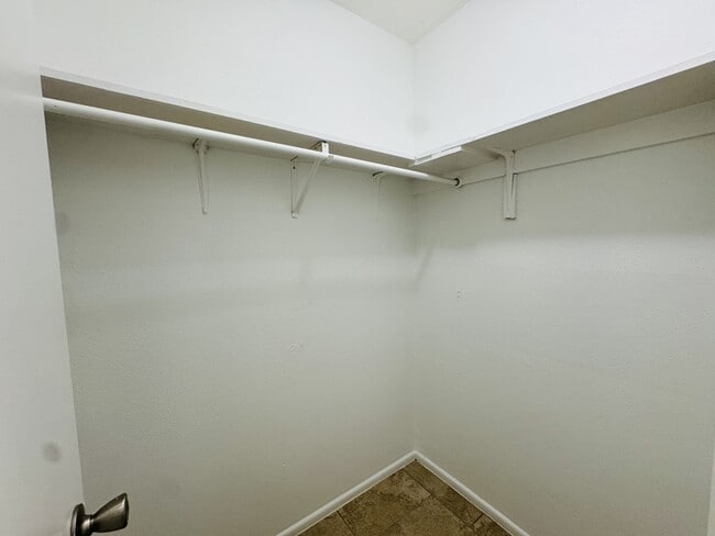 Building Photo - 7510 Old Spanish Trail