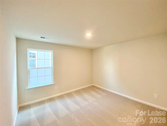 Building Photo - 1016 Whipcord Dr