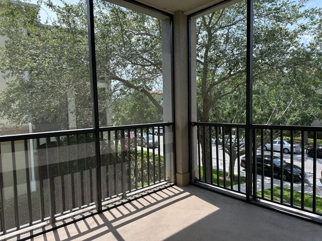 Building Photo - Comfortable and Spacious 3 bedroom 2 Bath ...