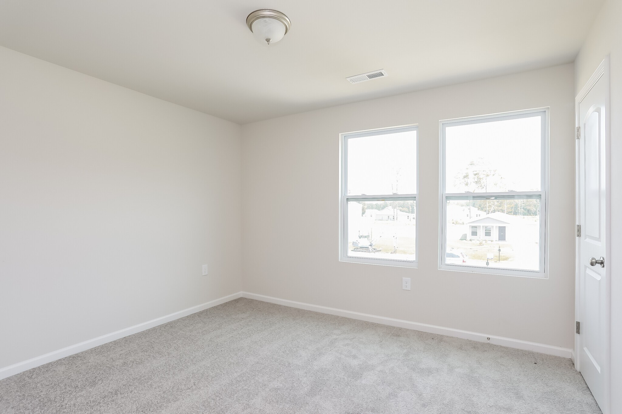 Building Photo - 2211 Samuel Ln