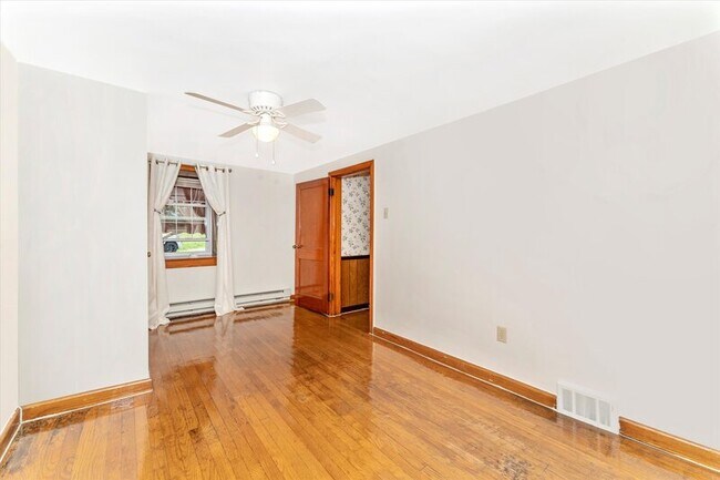 Building Photo - 21318 Leiters Mill Rd