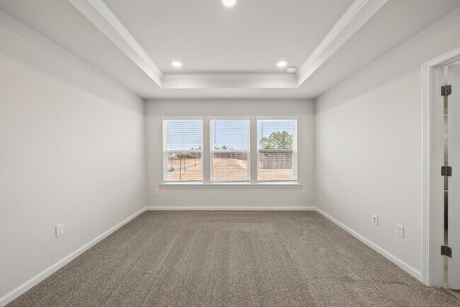 Building Photo - Convenient New Construction Townhome in Durham - Easy commute to RTP, Brier Creek, Airport