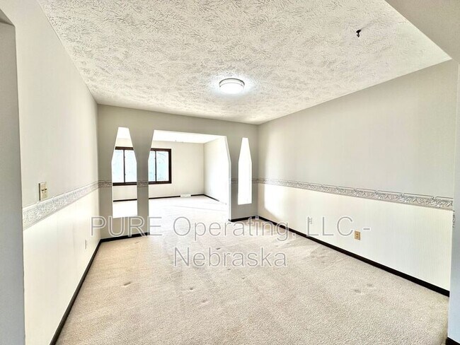 Building Photo - 13007 S 35th St