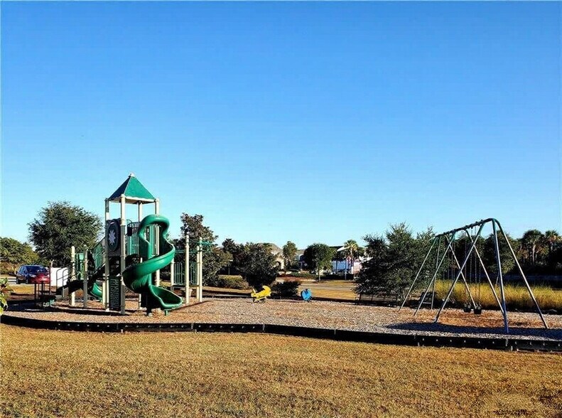 Building Photo - 321 Dogwood Cir