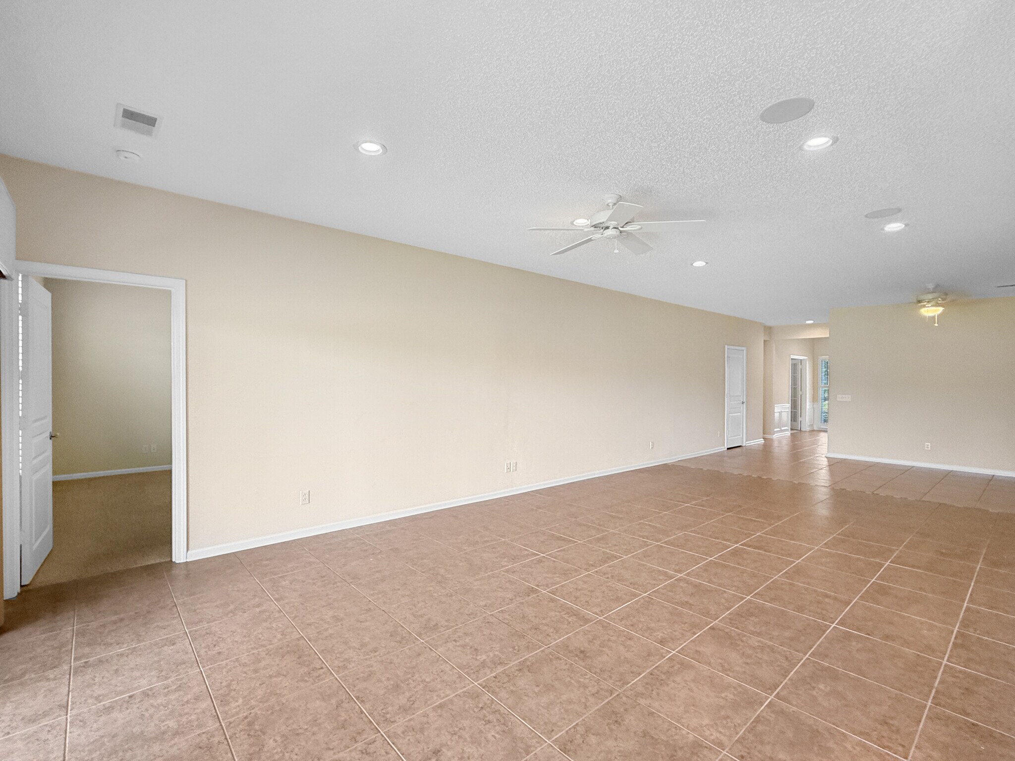 Building Photo - 7 Tallow Dr