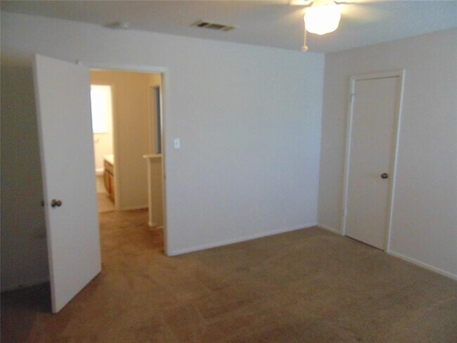 Building Photo - 508 Burlwood Ct