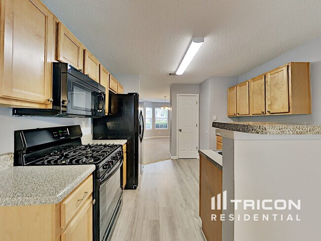 Building Photo - 1028 Maris Ln