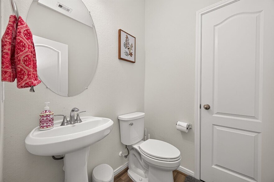 Building Photo - 27571 Bello Bend Ln