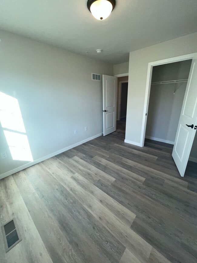 Building Photo - New Townhomes in Spring Grove School District - Pointer Court