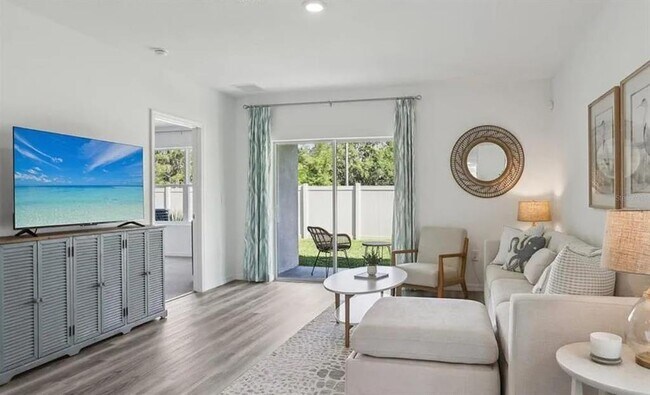 Building Photo - 32528 Weathered Oak Dr