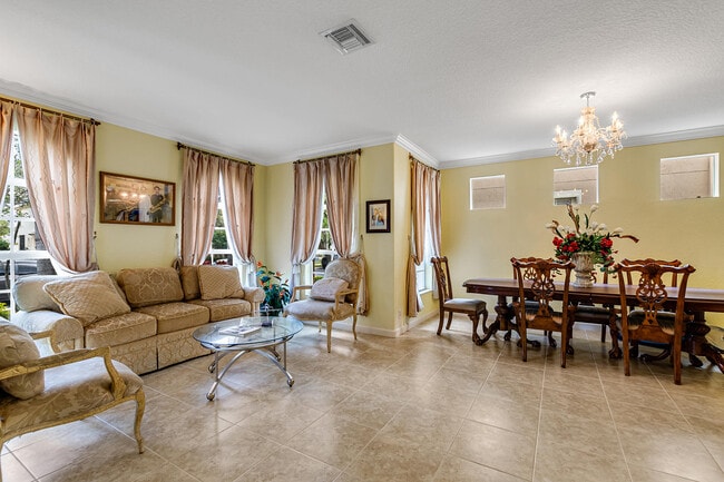 Building Photo - 8134 Bautista Way