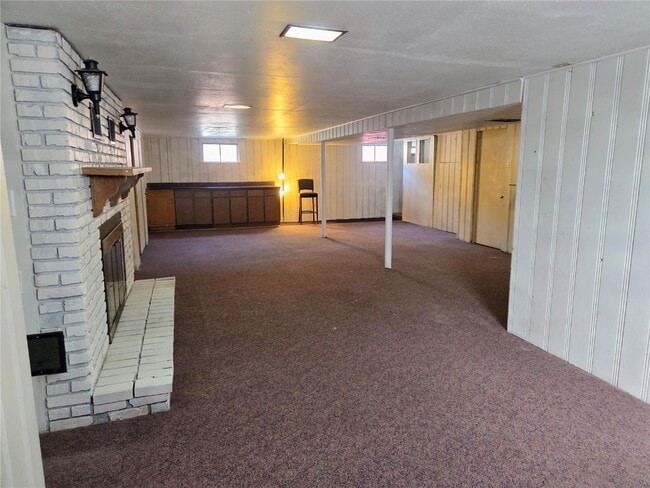 Building Photo - 9135 Harold Dr