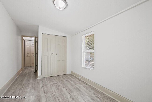 Building Photo - 3058 Rosselle St
