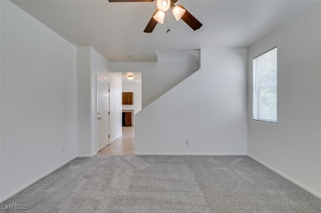 Building Photo - 1154 Village Crossing Lane
