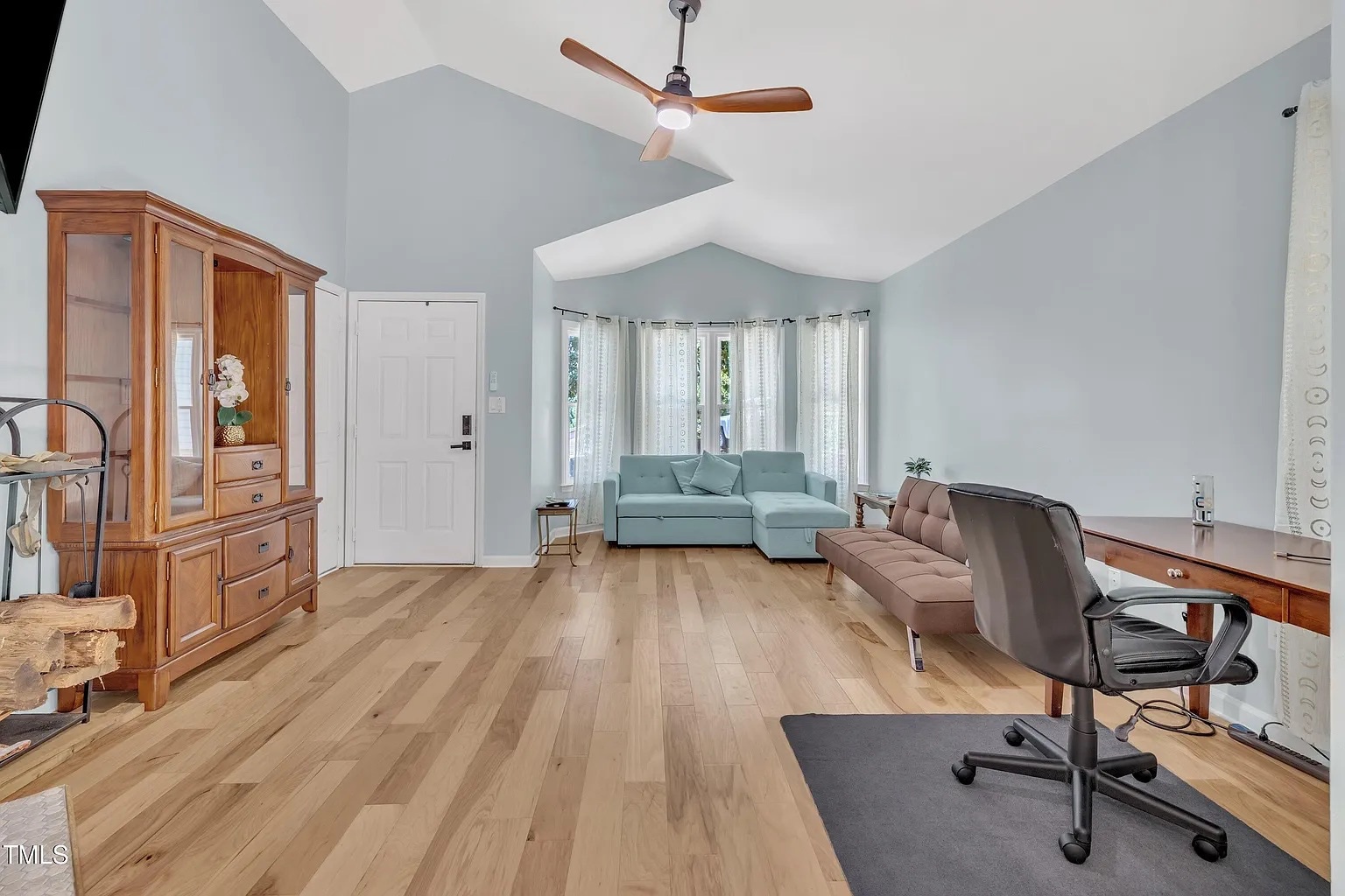 Building Photo - Room in House on Tall Rock Ct