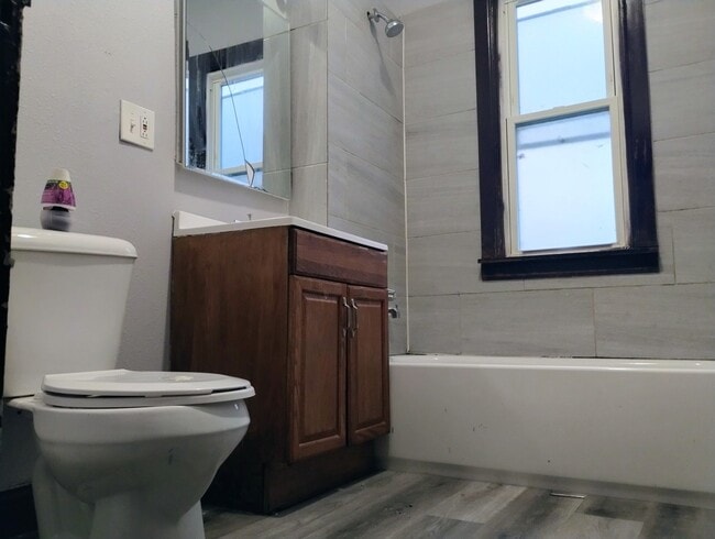 Building Photo - 7939 S Burnham Ave