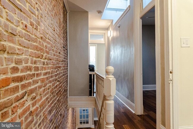 Building Photo - 23 N Potomac St