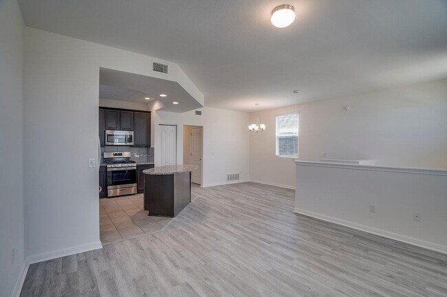 Building Photo - 576 Ferrule Dr