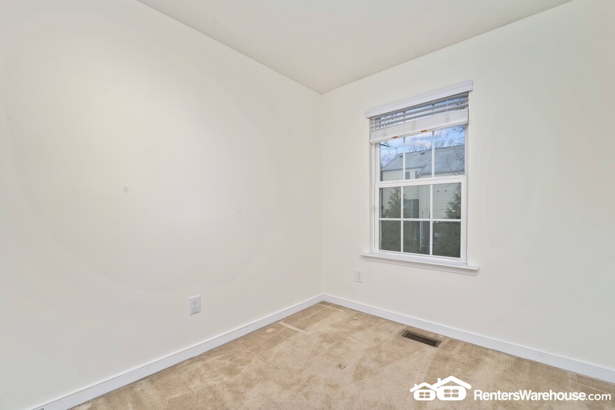 Building Photo - 1311 Stone Rdg Pk Ter