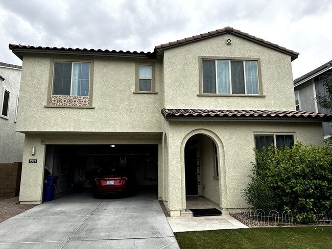 Building Photo - 1321 W Coyote Dr