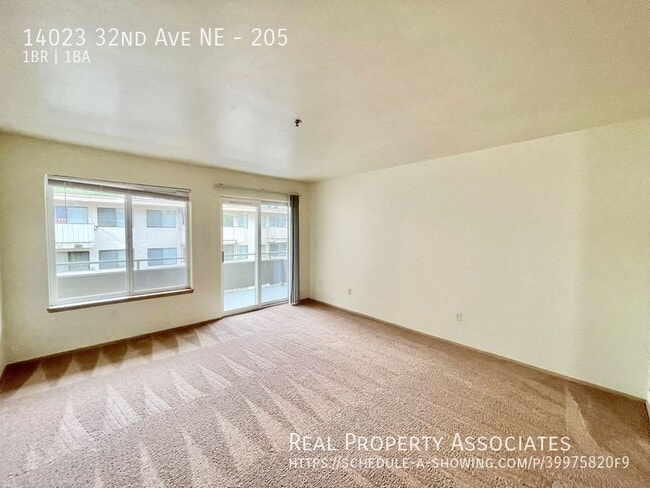 Building Photo - 14023 32nd Ave NE