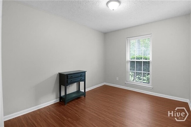 Building Photo - 451 Sandpiper Rd