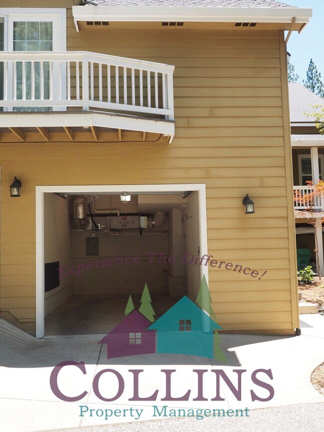 Building Photo - 613 Chief Kelly Dr