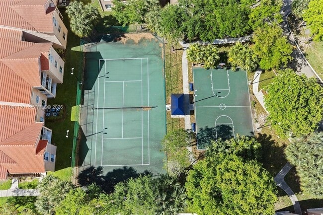 Building Photo - 10610 SW 158th Ct