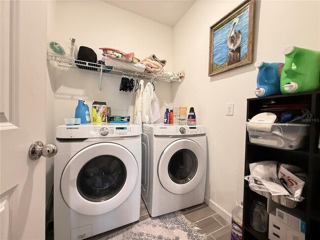 Building Photo - 7656 SW 74th Lp