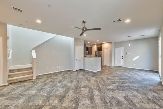 Primary Photo - 3158 Teaderman Walk