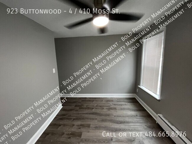 Building Photo - 923 Buttonwood-4 / 410 Moss St.