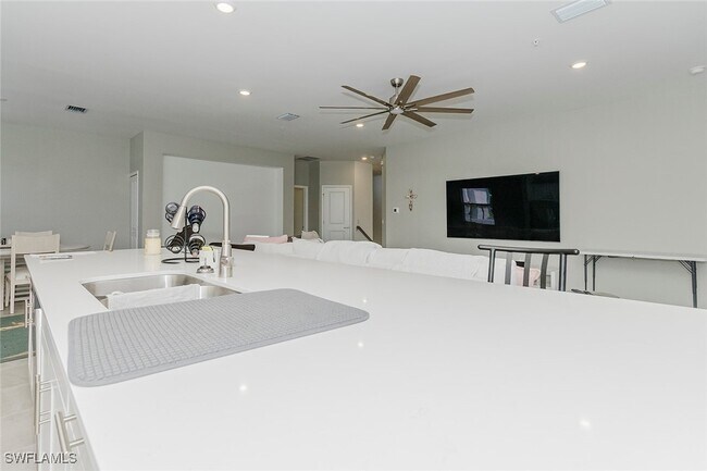Building Photo - 5710 Melbourne Ct