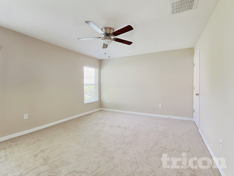 Building Photo - 8440 Hunters Fork Loop