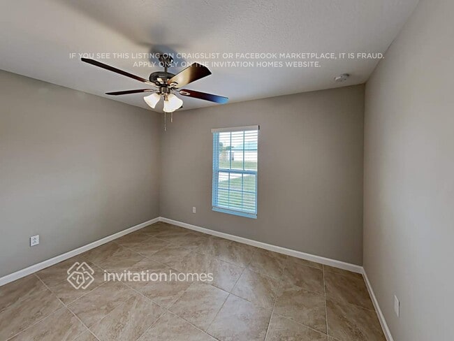 Building Photo - 844 SW Thrift Ave