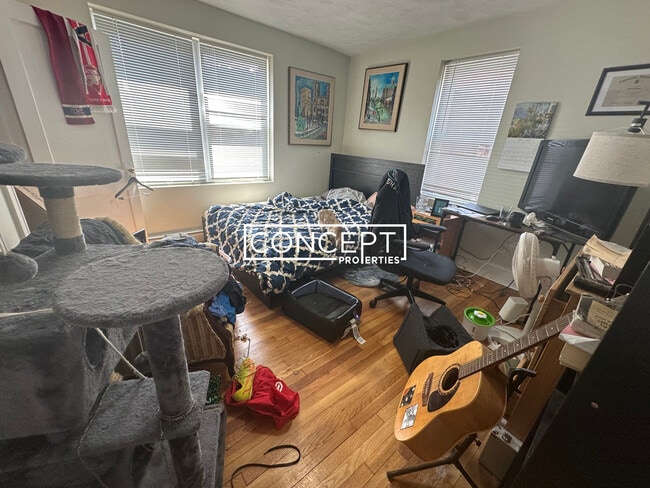 Building Photo - 402 Highland Ave