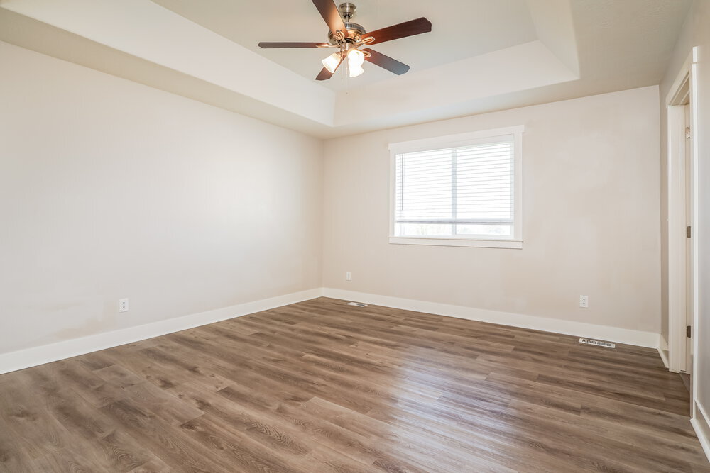 Building Photo - 4711 S W Pk Dr