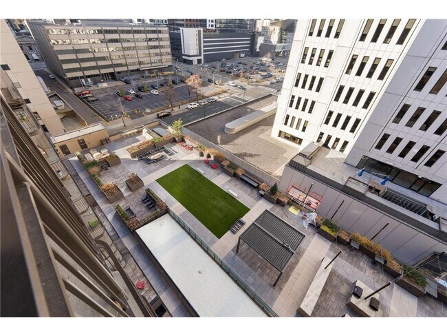 Building Photo - 121 Washington Ave S