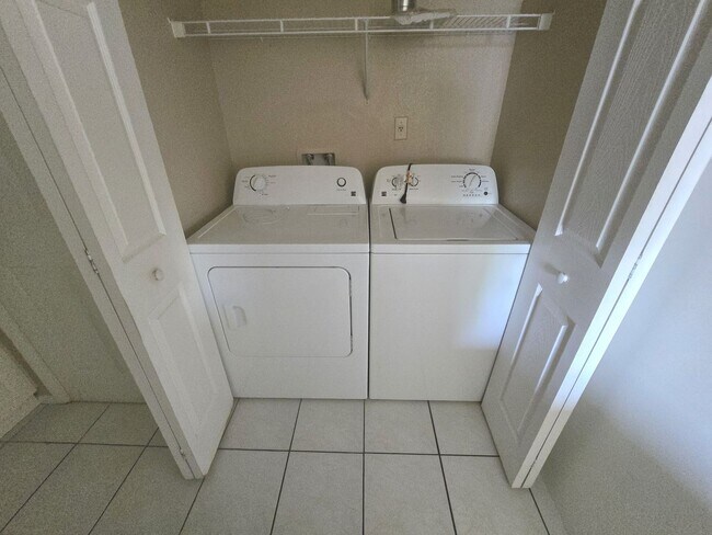 Building Photo - Orlando - 2 Bedroom, 2 Bathroom – $1,545.00