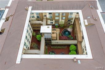 Building Photo - 250 S Brentwood Blvd