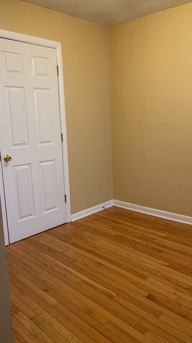 Building Photo - 1742 N 16th St